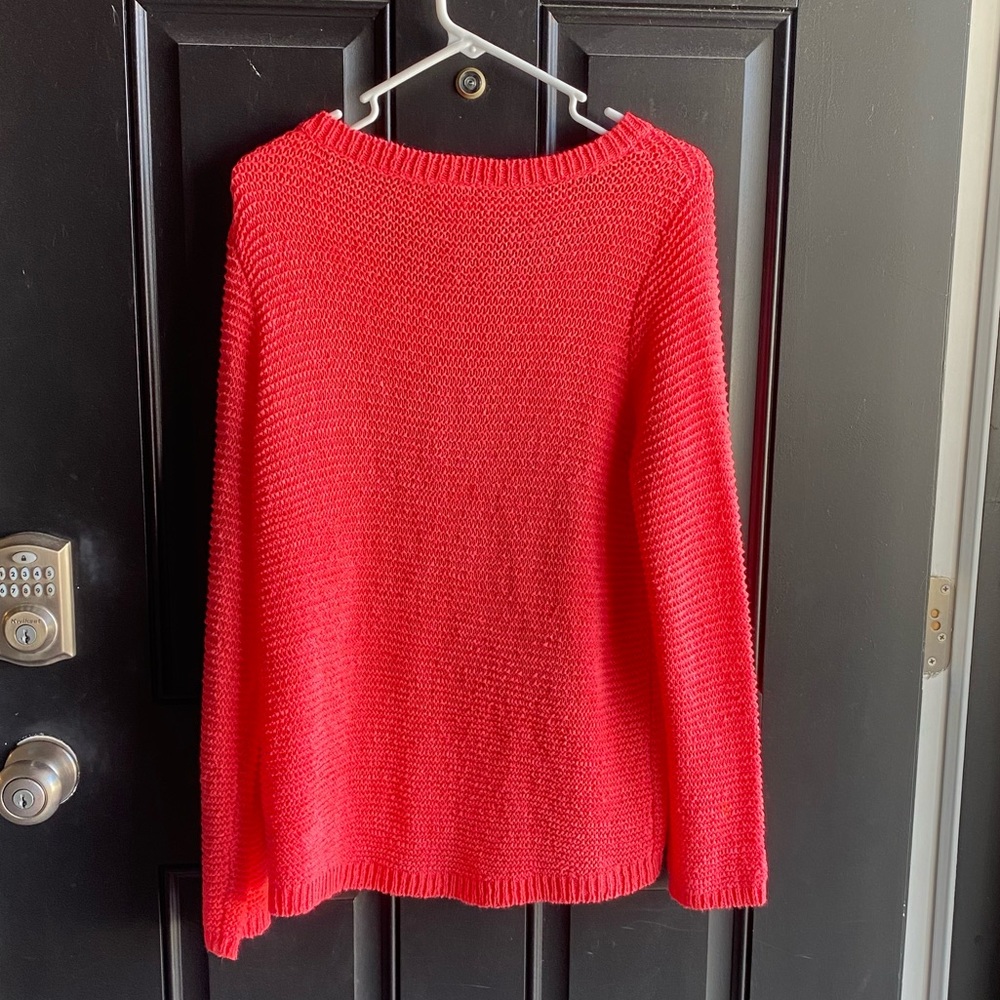 Divided H&M Hot Pink Sweater Size Medium - Picture 2 of 7